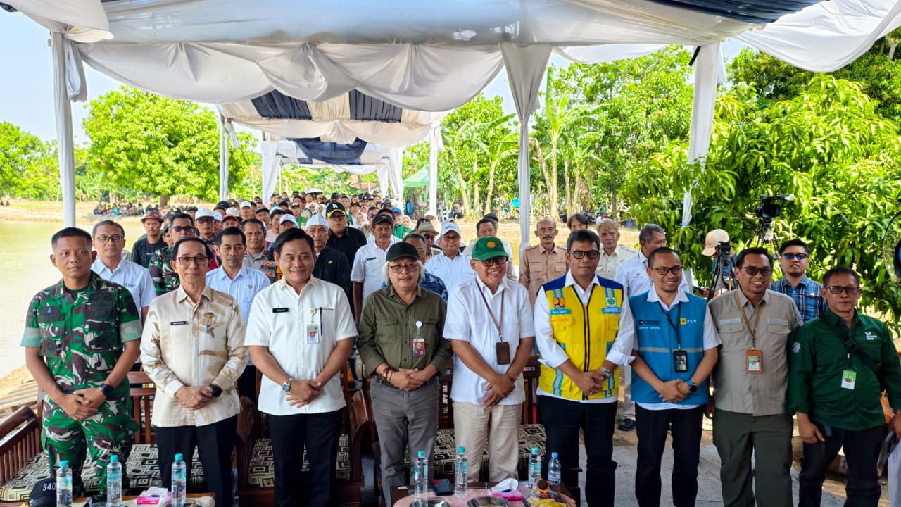 “Hadapi Kemarau, Kementan Genjot Tanam Padi dan Optimalkan Bantuan Pompa Air di Jawa Barat.”